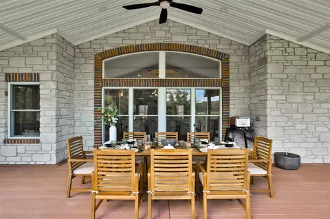 Exterior - 18534 Hawks Rest Ct, Wildwood, MO 63069 photo 5 of 22