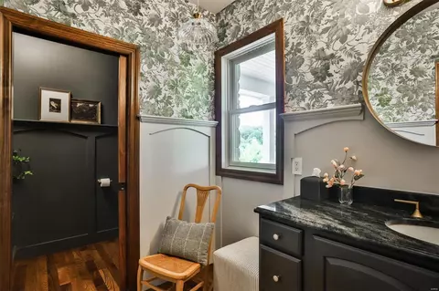 Bath - 18534 Hawks Rest Ct, Wildwood, MO 63069 photo 9 of 15