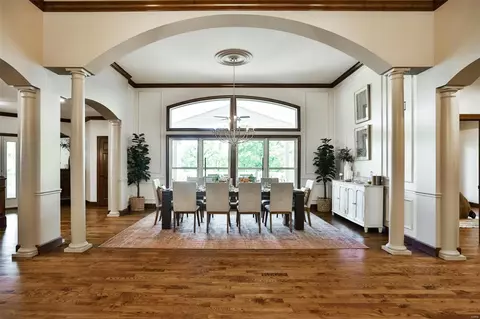 Dining - 18534 Hawks Rest Ct, Wildwood, MO 63069 photo 2 of 8