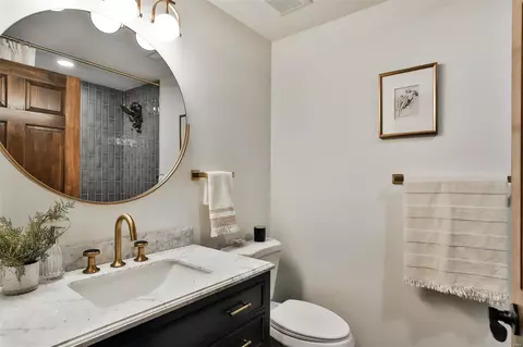 Bath - 18534 Hawks Rest Ct, Wildwood, MO 63069 photo 13 of 15