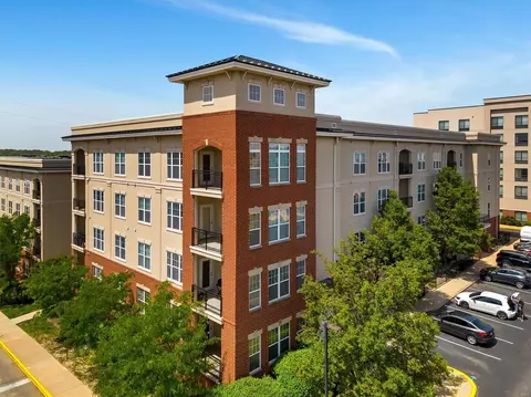 1241 Strassner Dr #1403, Saint Louis, MO 63144