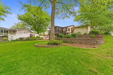 Exterior - 525 Stephanie Ln, Manchester, MO 63011 photo 16 of 17