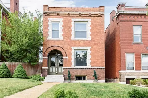 2011 Russell Blvd, Saint Louis, MO 63104