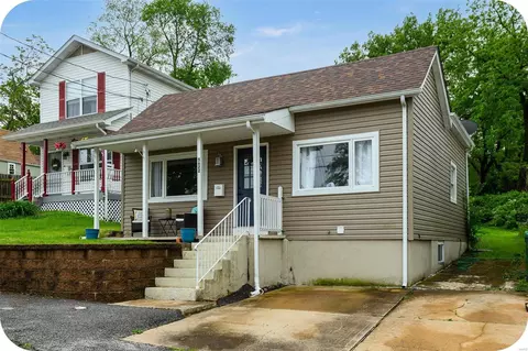 5622 Willard Ave, Saint Louis, MO 63123