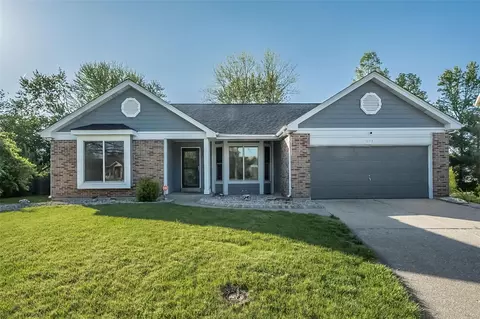 644 Buglerun Dr, Florissant, MO 63034