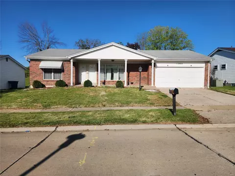 12884 Fox Haven Dr, Florissant, MO 63033