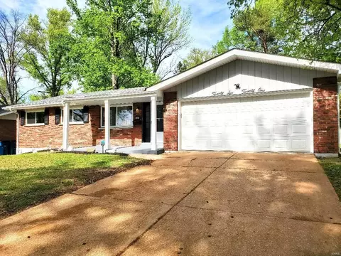 2621 Eltarose Dr, Jennings, MO 63136