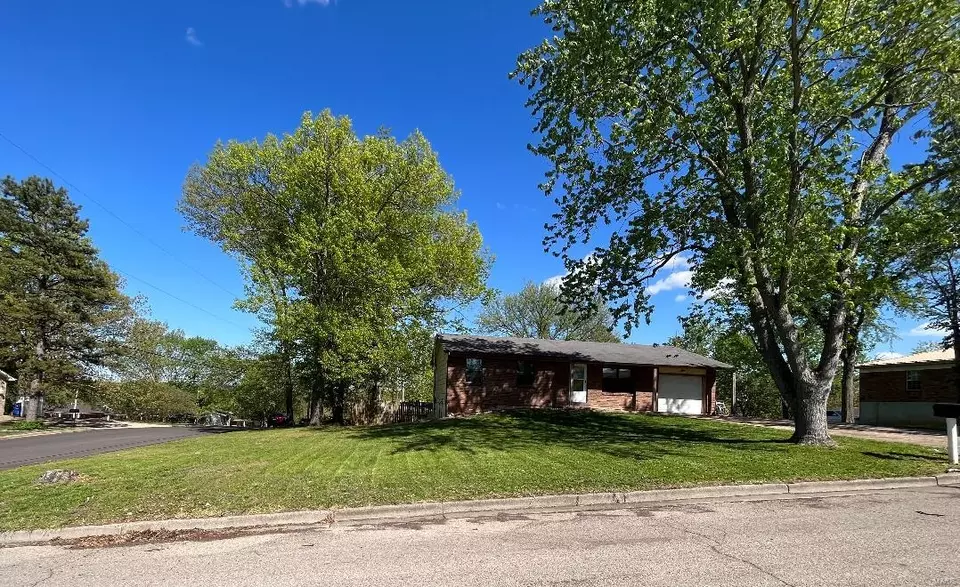 1519 N 6th St, De Soto, MO 63020 3 Photos Movoto