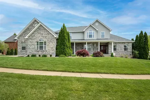 6133 Clifton Oaks Pl, Saint Louis, MO 63129