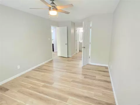 Living - 1322 Highland Oaks Dr #A, Ballwin, MO 63021 photo 1 of 1