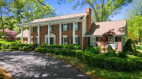 245 Bryn Wyck Pl, Saint Louis, MO 63141
