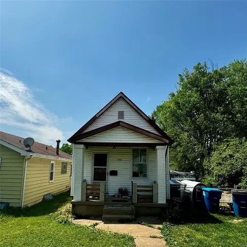 7833 Elton St, Saint Louis, MO 63123