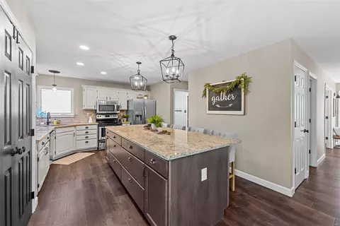 7160 Oak Stream Dr, O'fallon, MO 63368 photo 5