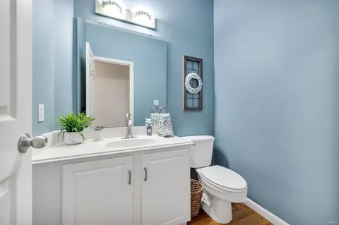 Bath - 732 Hawk Run Dr, O'fallon, MO 63368 photo 1 of 5