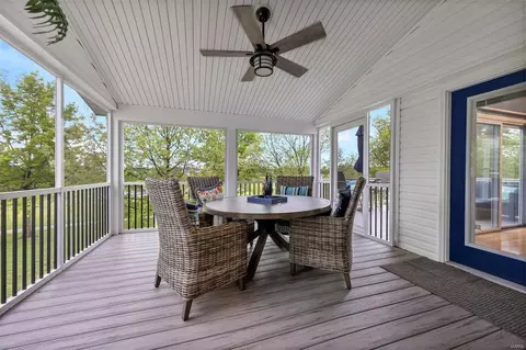 Exterior - 732 Hawk Run Dr, O'fallon, MO 63368 photo 5 of 11