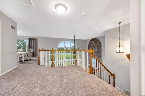 Living - 732 Hawk Run Dr, O'fallon, MO 63368 photo 5 of 6