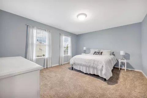 Bedroom - 732 Hawk Run Dr, O'fallon, MO 63368 photo 4 of 6