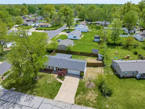 View/Area - 508 Mona Dr, O'fallon, MO 63366 photo 1 of 2