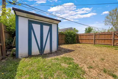Exterior - 508 Mona Dr, O'fallon, MO 63366 photo 7 of 12