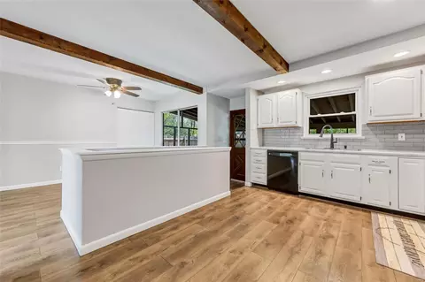 Kitchen - 508 Mona Dr, O'fallon, MO 63366 photo 3 of 3