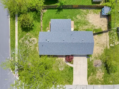 Exterior - 508 Mona Dr, O'fallon, MO 63366 photo 3 of 12