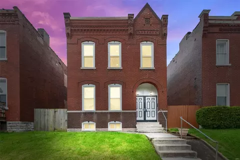 3420 Montana St, Saint Louis, MO 63118