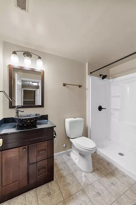 Bath - 505 Cottage Xing, O'fallon, MO 63366 photo 5 of 5