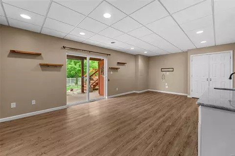 Living - 505 Cottage Xing, O'fallon, MO 63366 photo 7 of 9