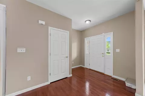 Entry Way - 505 Cottage Xing, O'fallon, MO 63366 photo 2 of 4