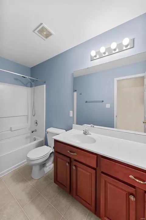Bath - 505 Cottage Xing, O'fallon, MO 63366 photo 1 of 5