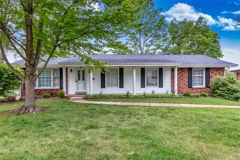 7732 Missy Ct, Saint Louis, MO 63123