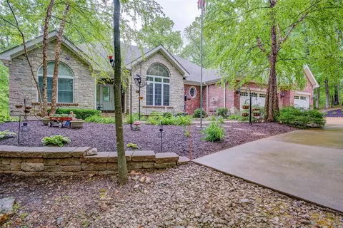18951 Hardt Rd, Wildwood, MO 63038