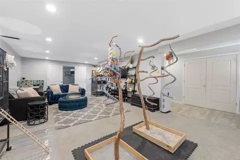 Entry Way - 140 Jacobs Way, Saint Peters, MO 63376 photo 4 of 5