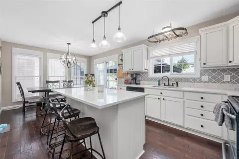 Kitchen - 140 Jacobs Way, Saint Peters, MO 63376 photo 1 of 4