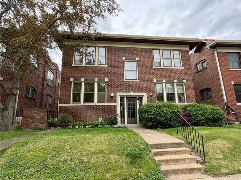 3220 Geyer Ave, Saint Louis, MO 63104