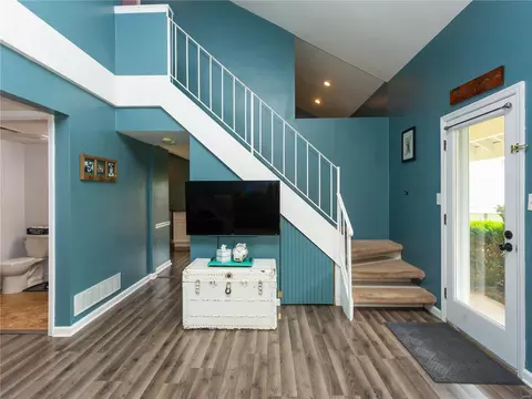 Entry Way - 414 Echo Hill Dr, Ballwin, MO 63021 photo 1 of 2