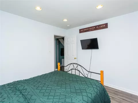 Bedroom - 414 Echo Hill Dr, Ballwin, MO 63021 photo 2 of 6