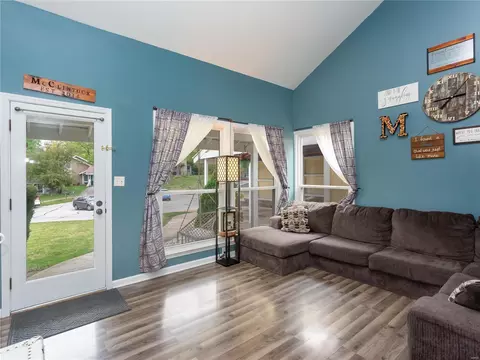 Living - 414 Echo Hill Dr, Ballwin, MO 63021 photo 2 of 2