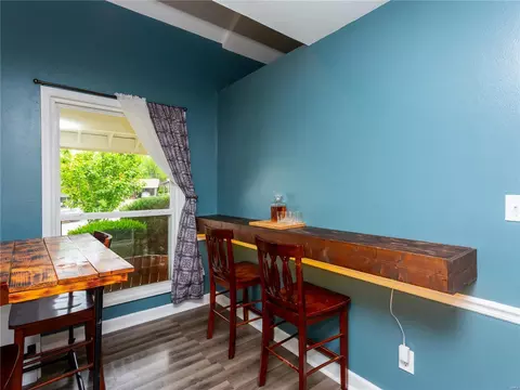 Dining - 414 Echo Hill Dr, Ballwin, MO 63021 photo 4 of 5