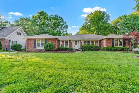 42 Forestvale Dr, Chesterfield, MO 63017