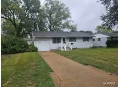 795 Tyson Dr, Florissant, MO 63031