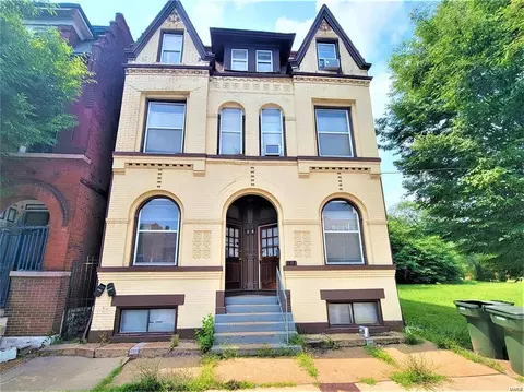 1717 S Tucker Blvd, Saint Louis, MO 63104