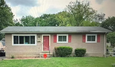 274 Meadowcrest Dr, Ferguson, MO 63135