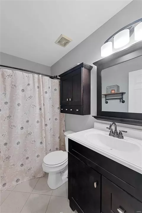 8 Shaker Leg Ct, O'fallon, MO 63366 photo 14