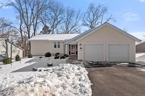 114 Edward Dr, Eureka, MO 63025