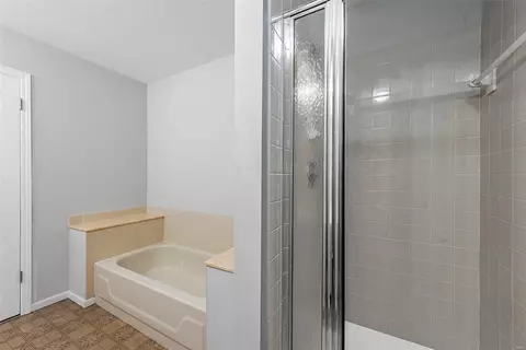 Bath - 740 Woodside Trails Dr #203, Ballwin, MO 63021 photo 3 of 3