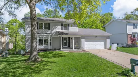 3955 Summerview Dr, Saint Charles, MO 63304