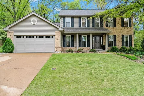 1506 Rosewood Terrace Dr, Ballwin, MO 63021