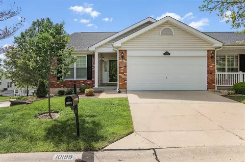 10199 Chancery Ln, Saint Louis, MO 63123