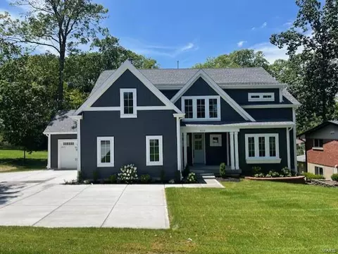 9005 Sappington Rd, Crestwood, MO 63126